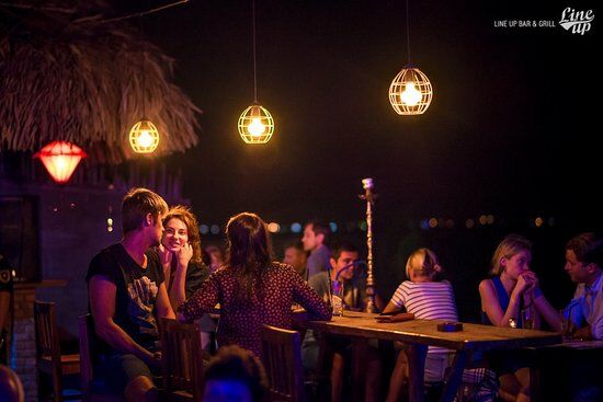 Line Up Beach Bar Mui Ne